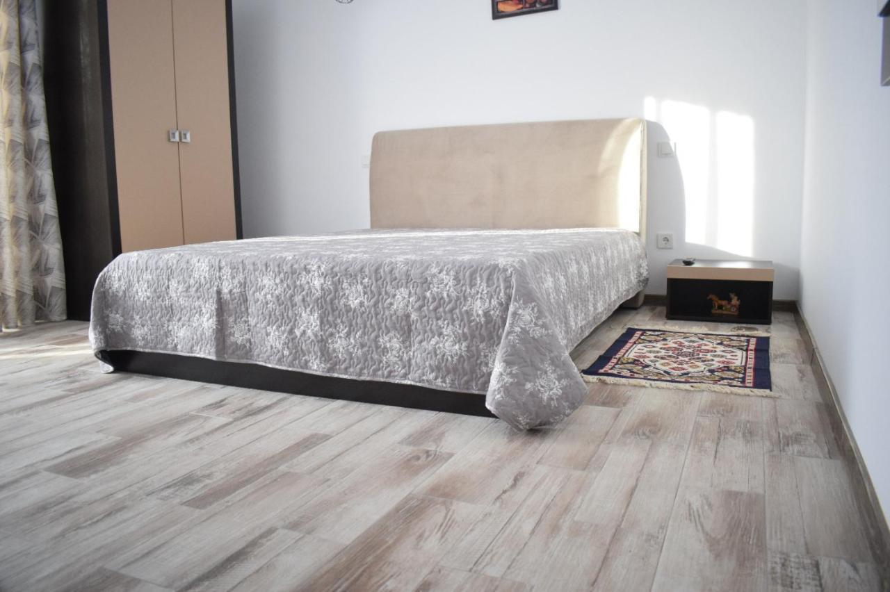 Casa Dumitru Hotel Cerasu Bagian luar foto