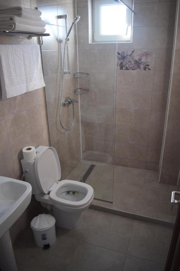 Casa Dumitru Hotel Cerasu Bagian luar foto