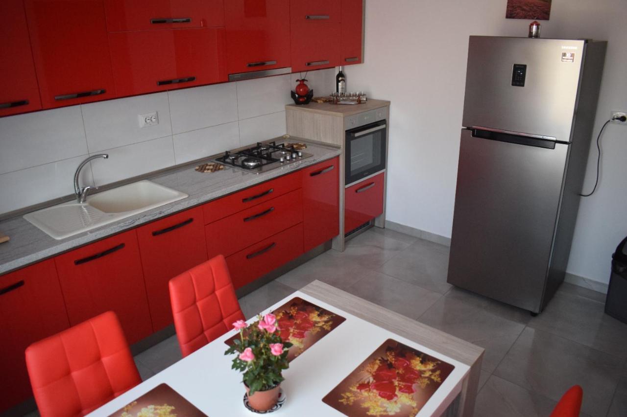 Casa Dumitru Hotel Cerasu Bagian luar foto