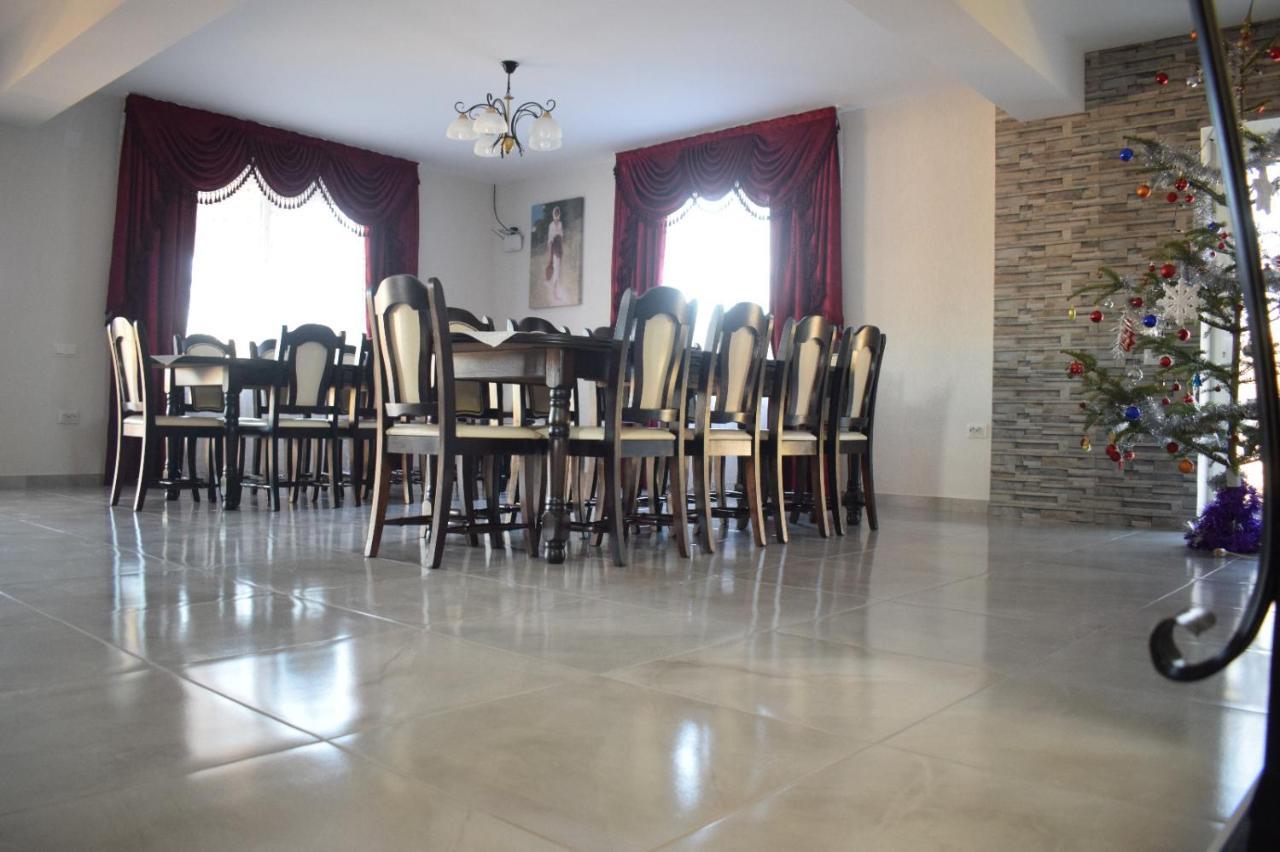 Casa Dumitru Hotel Cerasu Bagian luar foto